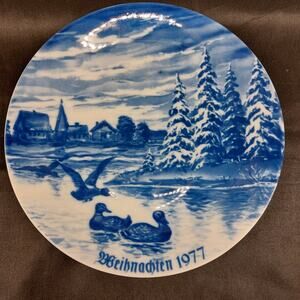 German Collectors Plate by Lichte Fine China Made in E Germany Cobalt Blue 1977